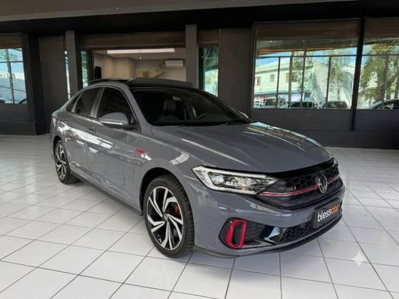 VOLKSWAGEN JETTA 2.0 350 TSI GASOLINA GLI DSG